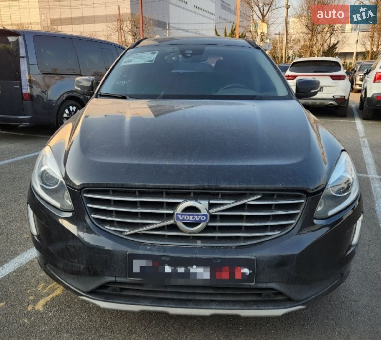 Volvo XC60 2017 VIN YV1DZARBDH2131184 фото оголошення 4 з 12