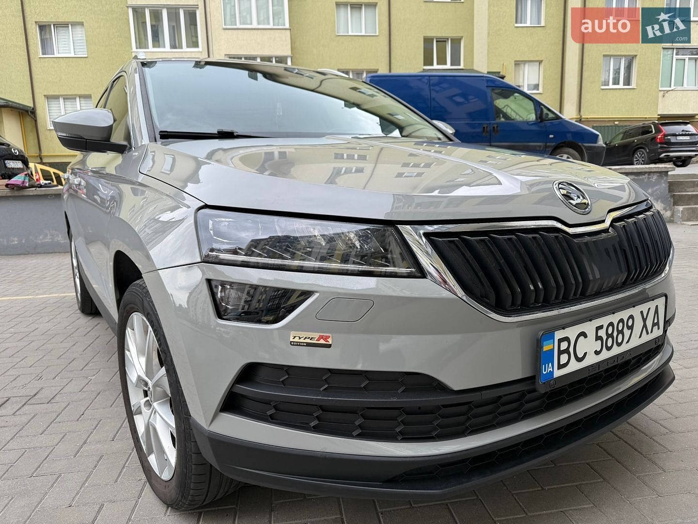 Skoda Karoq 2020 VIN TMBJG7NU6L5028767 фото оголошення 3 з 38