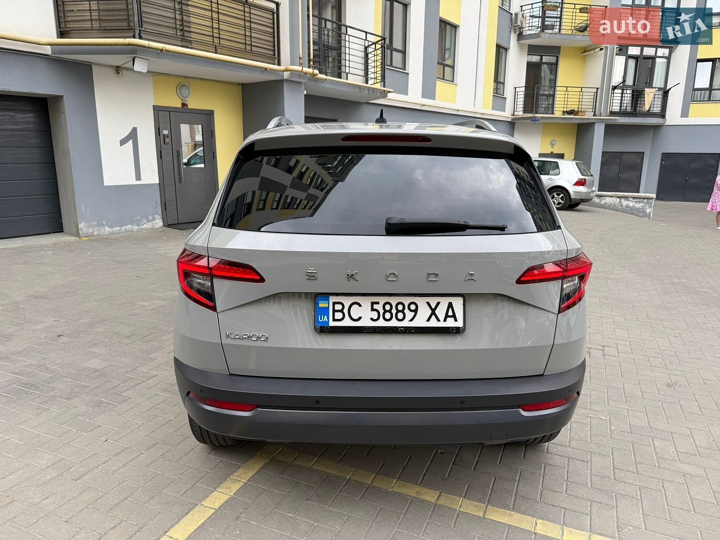 Skoda Karoq 2020 VIN TMBJG7NU6L5028767 фото оголошення 9 з 38