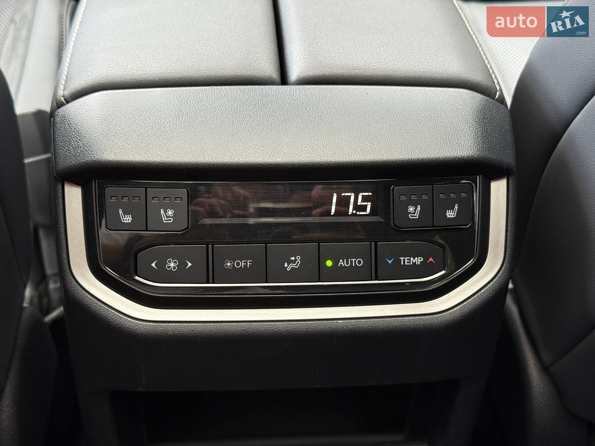 Lexus TX 2024 VIN 5TDABAB60RS004436 фото оголошення 18 з 28