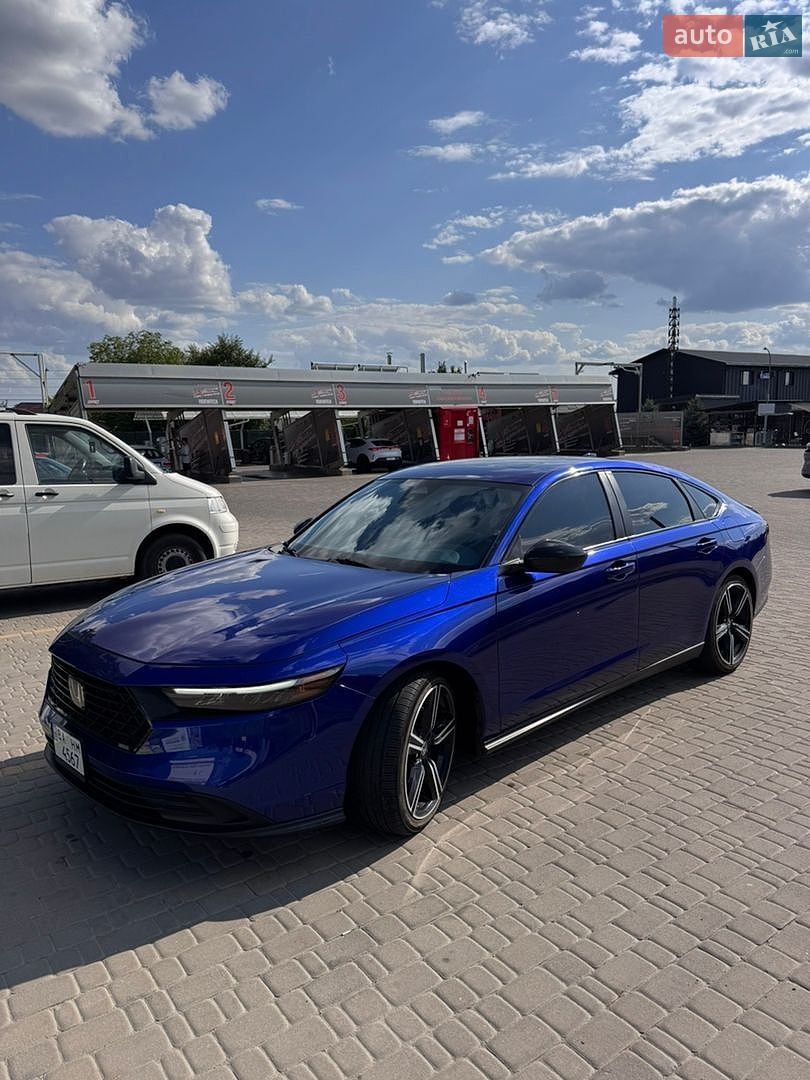 Honda Accord 2023 VIN 1HGCY2F54PA012436 фото оголошення 2 з 29