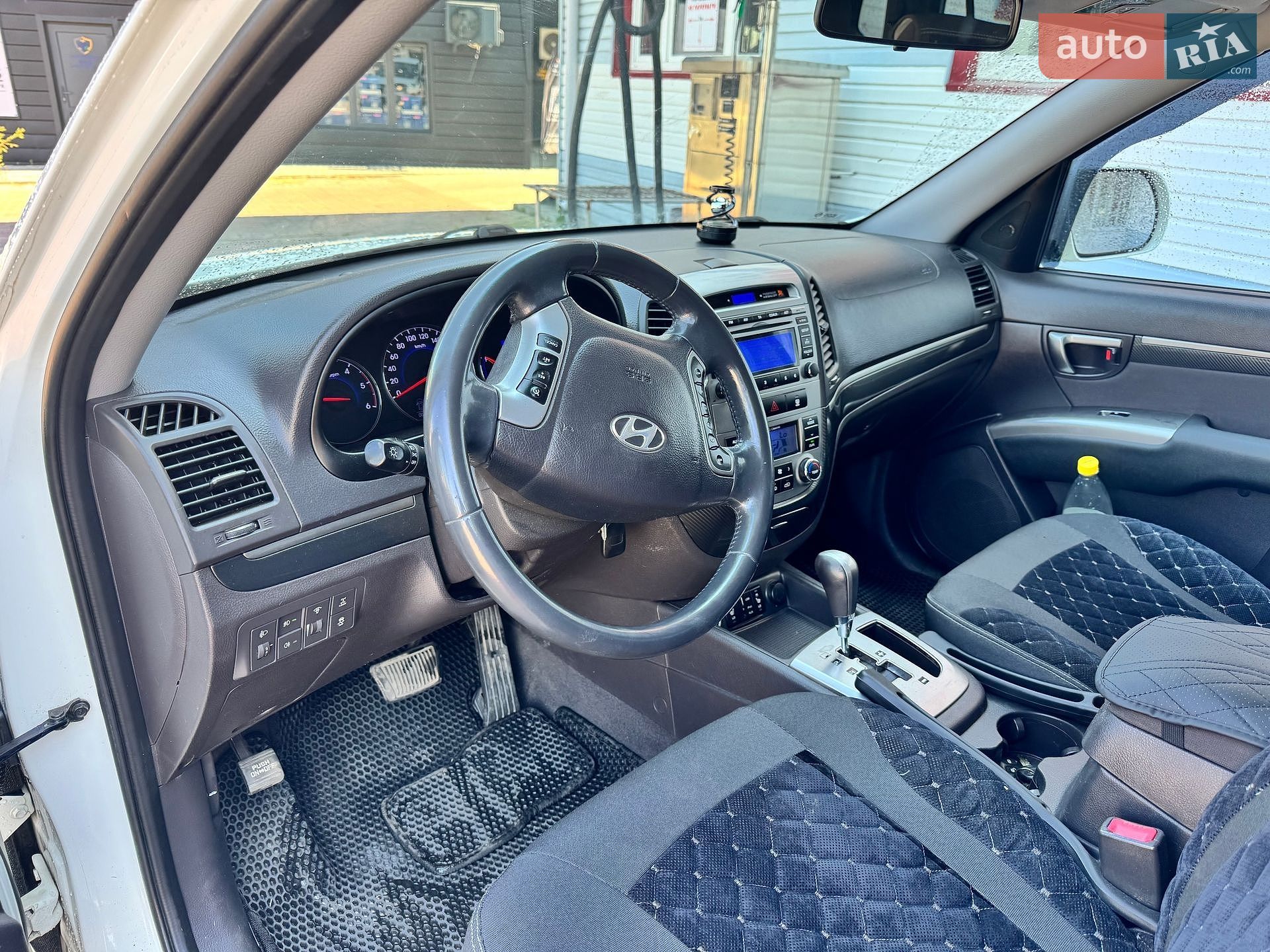Hyundai Santa FE 2009 VIN KMHSH81XDAU546378 фото оголошення 50 з 59