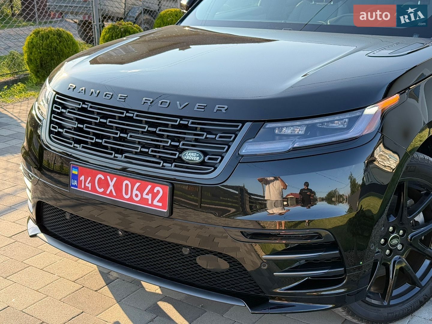 Land Rover Range Rover Velar 2025 VIN SALYL2EXXTA818032 фото оголошення 9 з 82