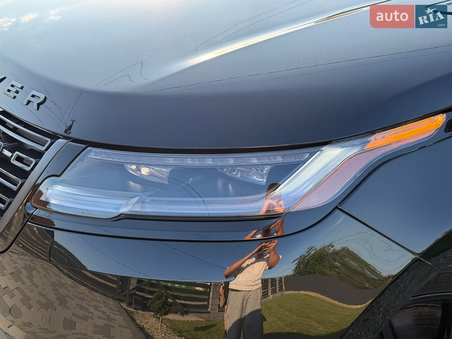 Land Rover Range Rover Velar 2025 VIN SALYL2EXXTA818032 фото оголошення 10 з 82