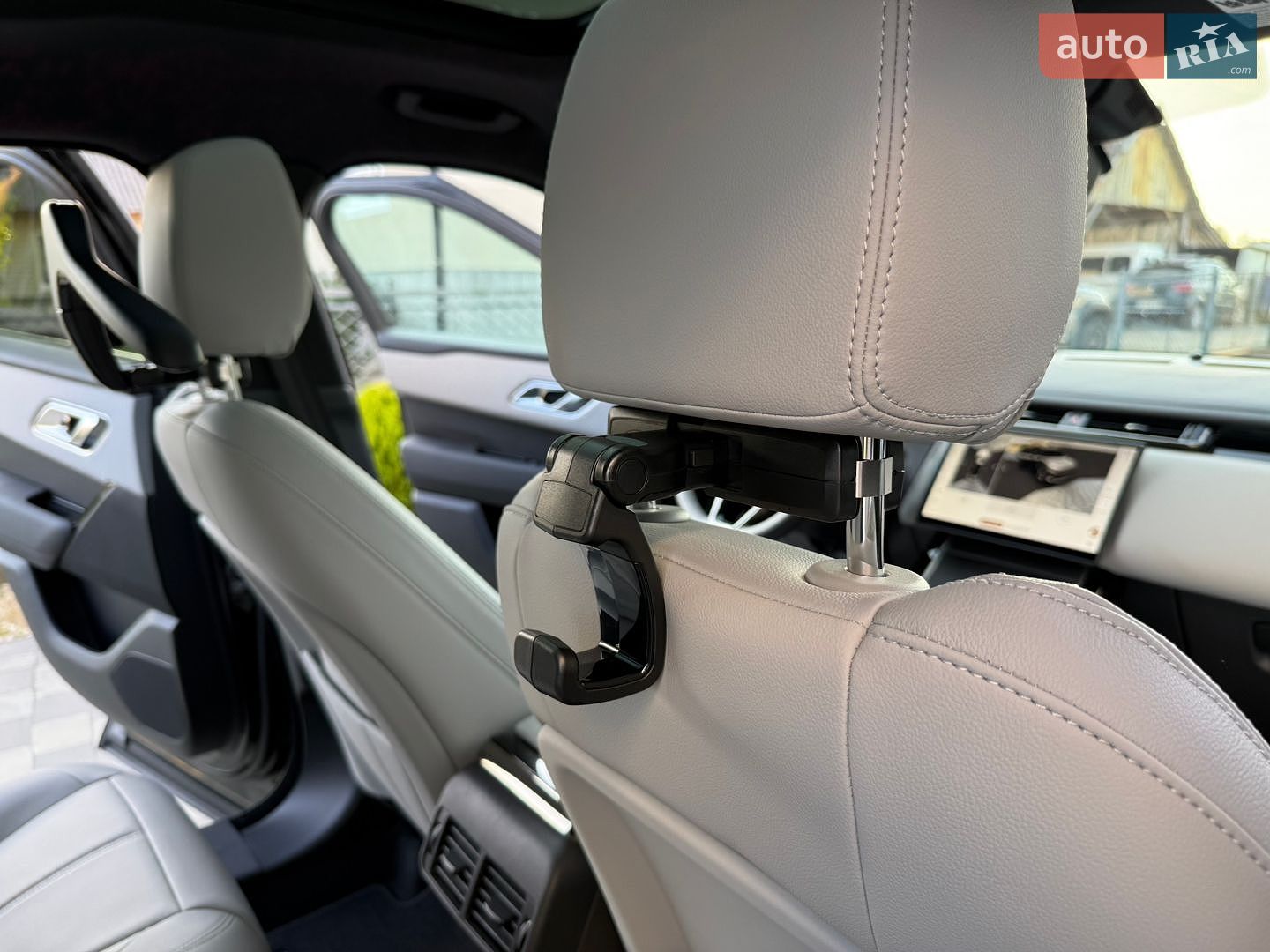 Land Rover Range Rover Velar 2025 VIN SALYL2EXXTA818032 фото оголошення 55 з 82