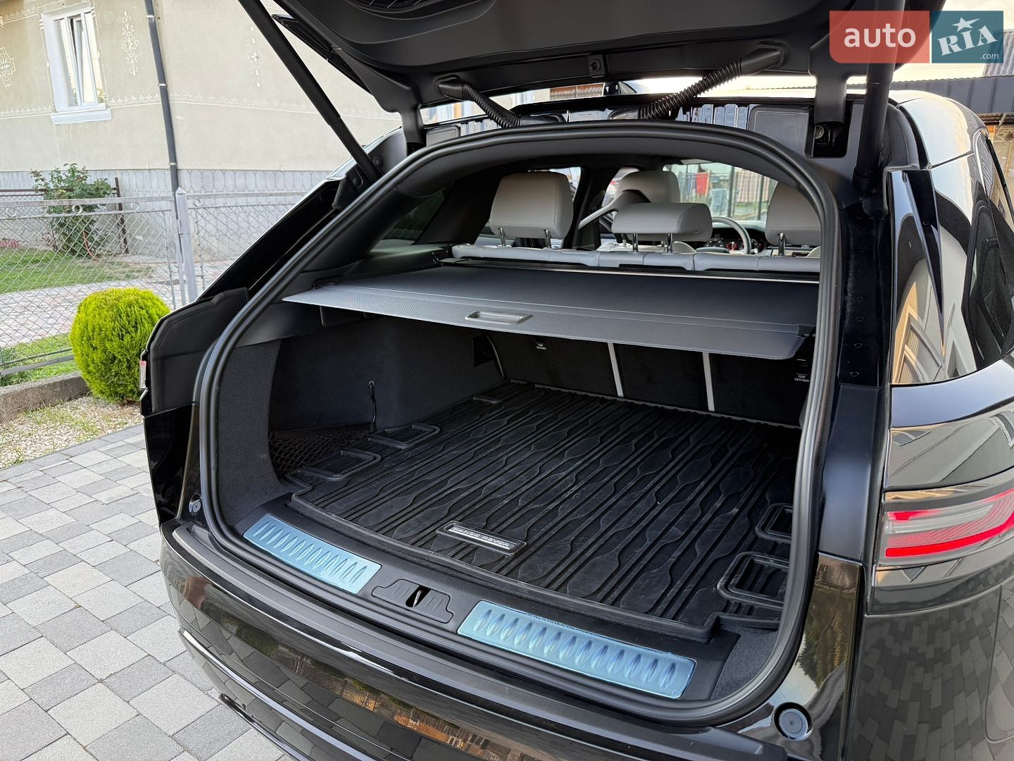Land Rover Range Rover Velar 2025 VIN SALYL2EXXTA818032 фото оголошення 64 з 82