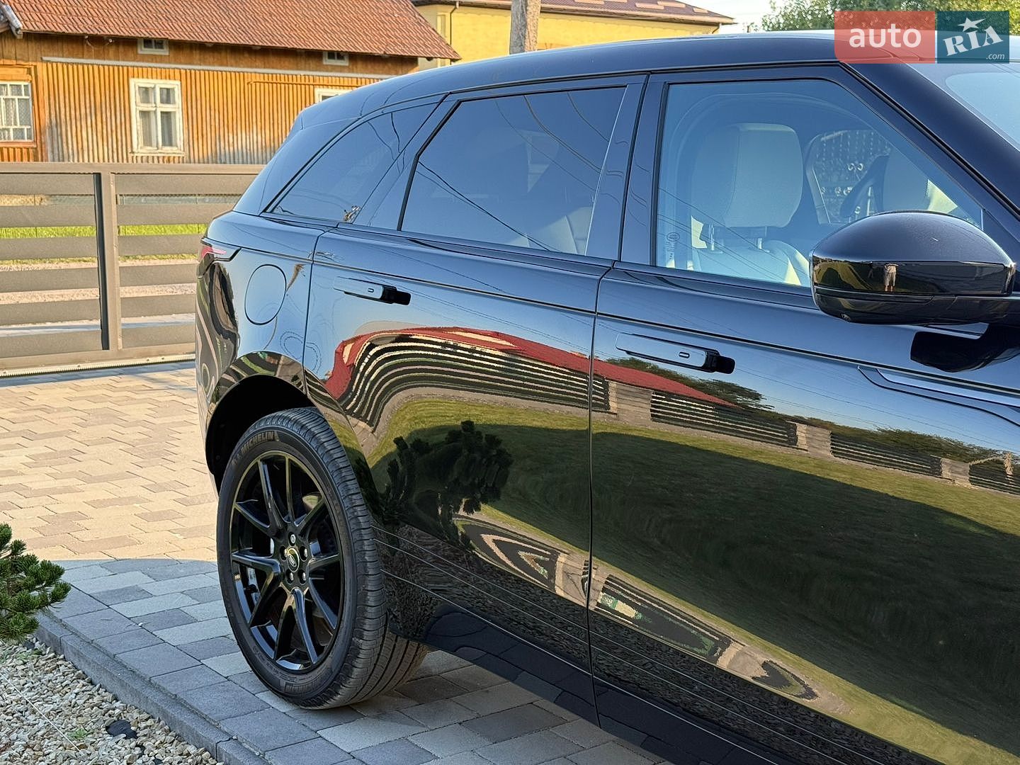 Land Rover Range Rover Velar 2025 VIN SALYL2EXXTA818032 фото оголошення 68 з 82