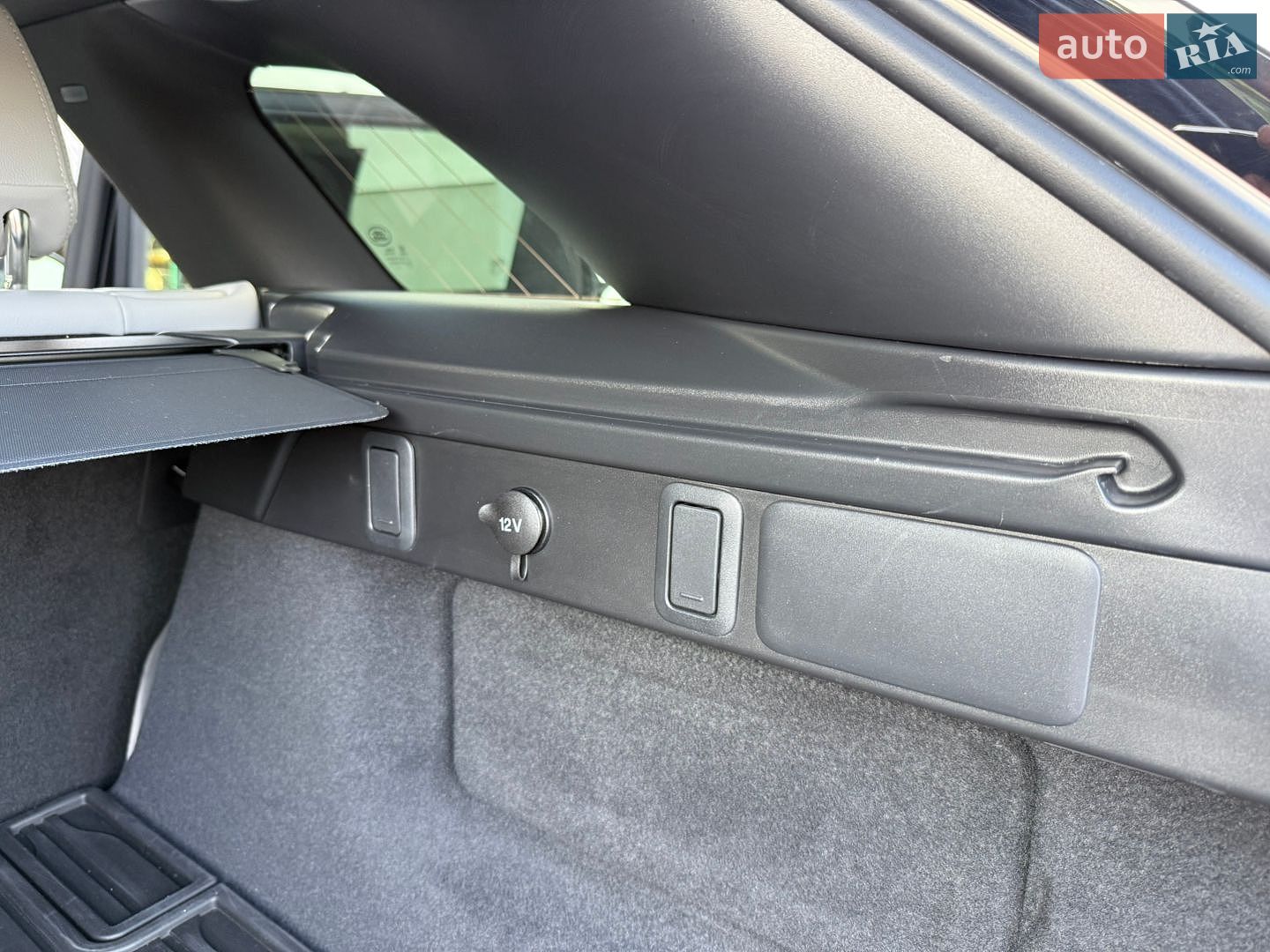 Land Rover Range Rover Velar 2025 VIN SALYL2EXXTA818032 фото оголошення 82 з 82