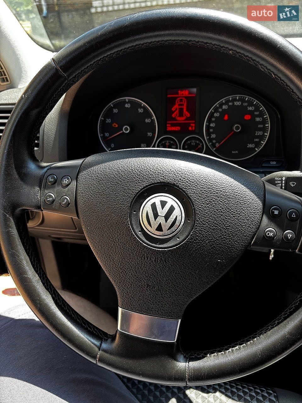 Volkswagen Golf 2008 VIN WVWZZZ1KZ8W280029 фото оголошення 2 з 25