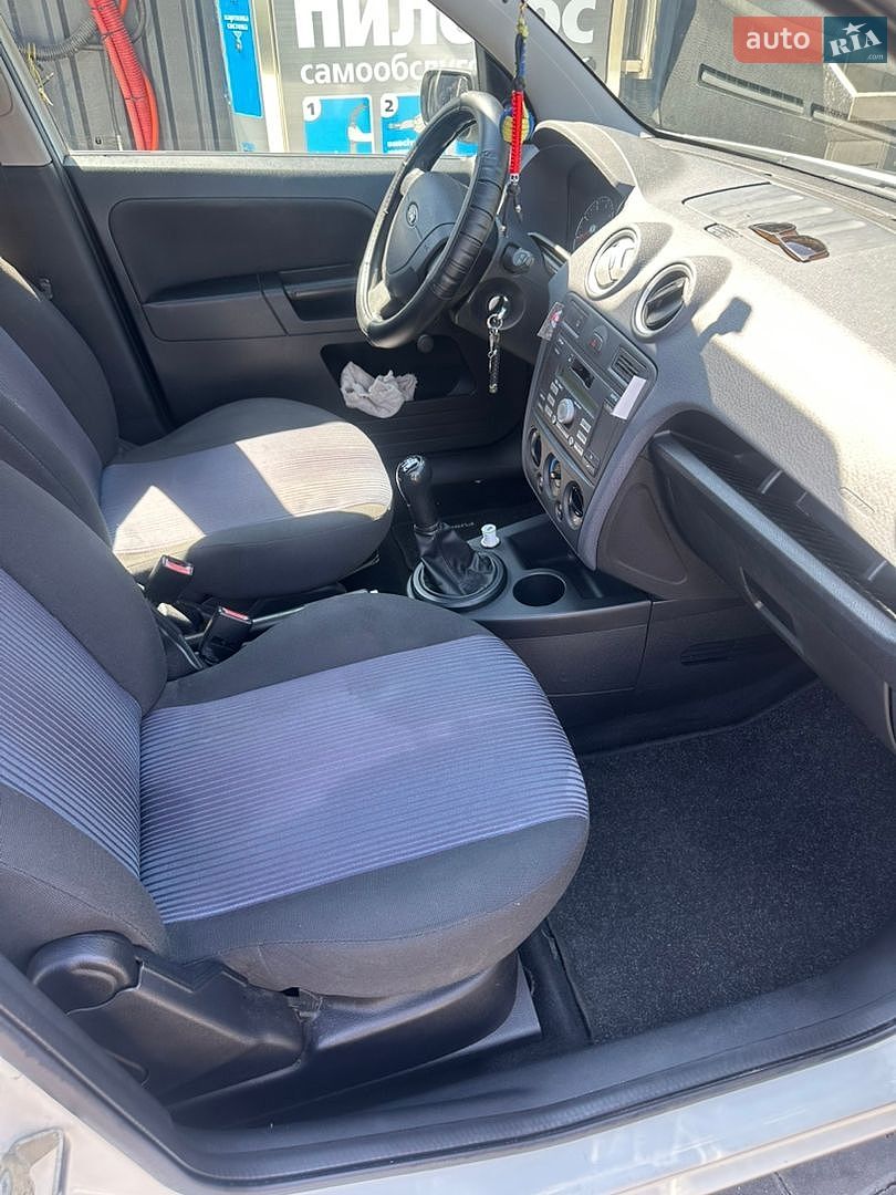 Ford Fusion 2006 VIN WF0UXXGAJU5E29627 фото оголошення 23 з 28