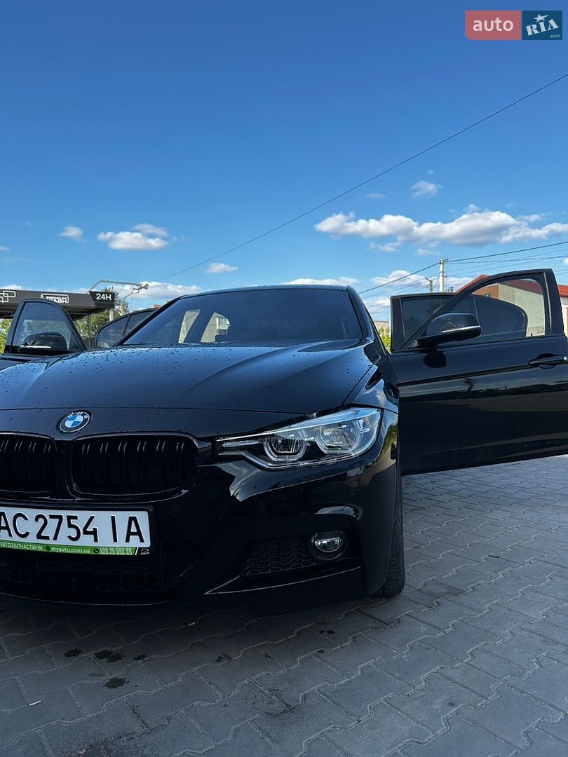 BMW 3 Series 2016 VIN WBA8E3G51GNT80483 фото оголошення 2 з 28