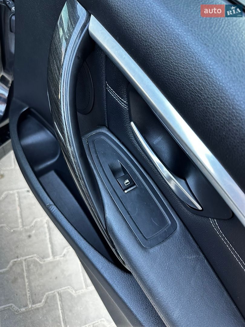 BMW 3 Series 2016 VIN WBA8E3G51GNT80483 фото оголошення 15 з 28