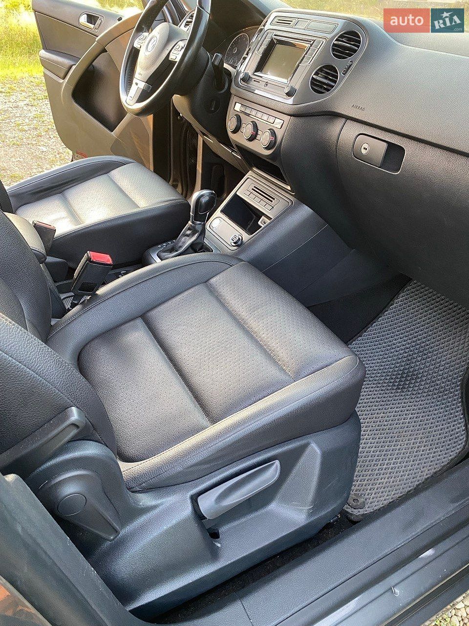 Volkswagen Tiguan 2015 VIN WVGAV7AX5GW543423 фото оголошення 3 з 14