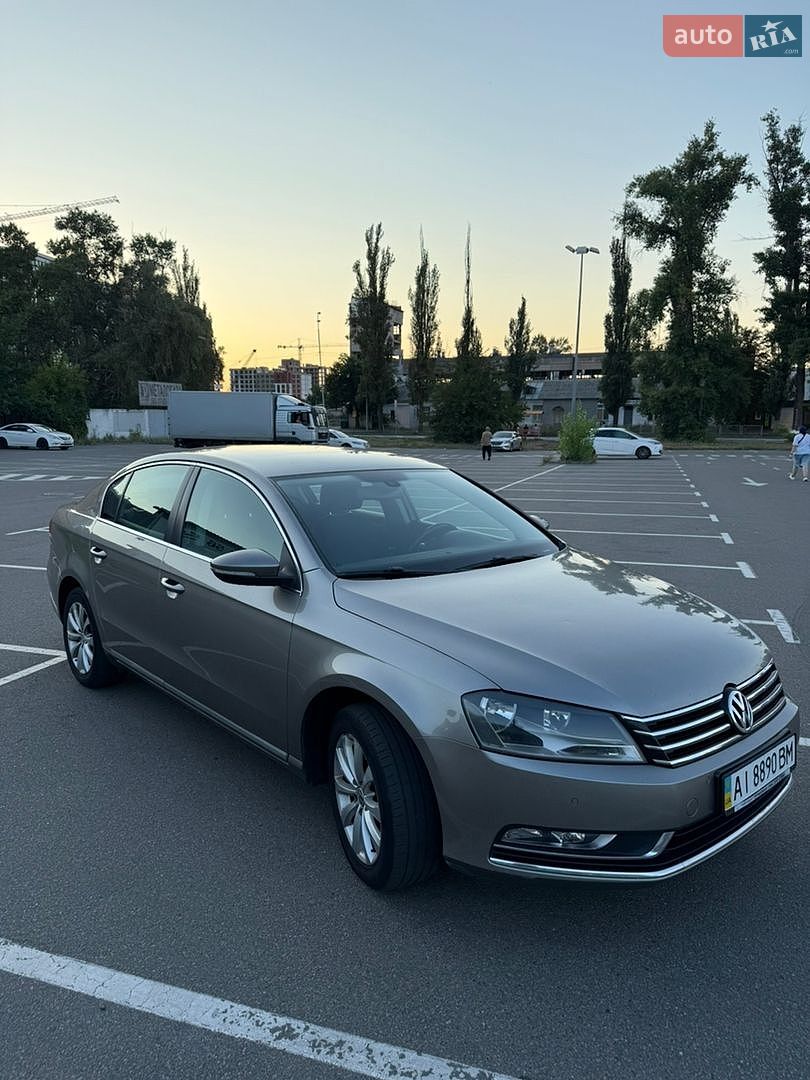 Volkswagen Passat 2012 VIN WVWZZZ3CZCP063228 фото оголошення 4 з 8