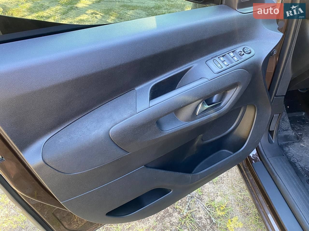 Opel Combo Life 2018 VIN W0VECYHZRKJ542406 фото оголошення 39 з 45