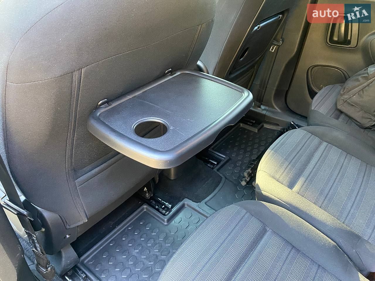 Opel Combo Life 2018 VIN W0VECYHZRKJ542406 фото оголошення 37 з 45