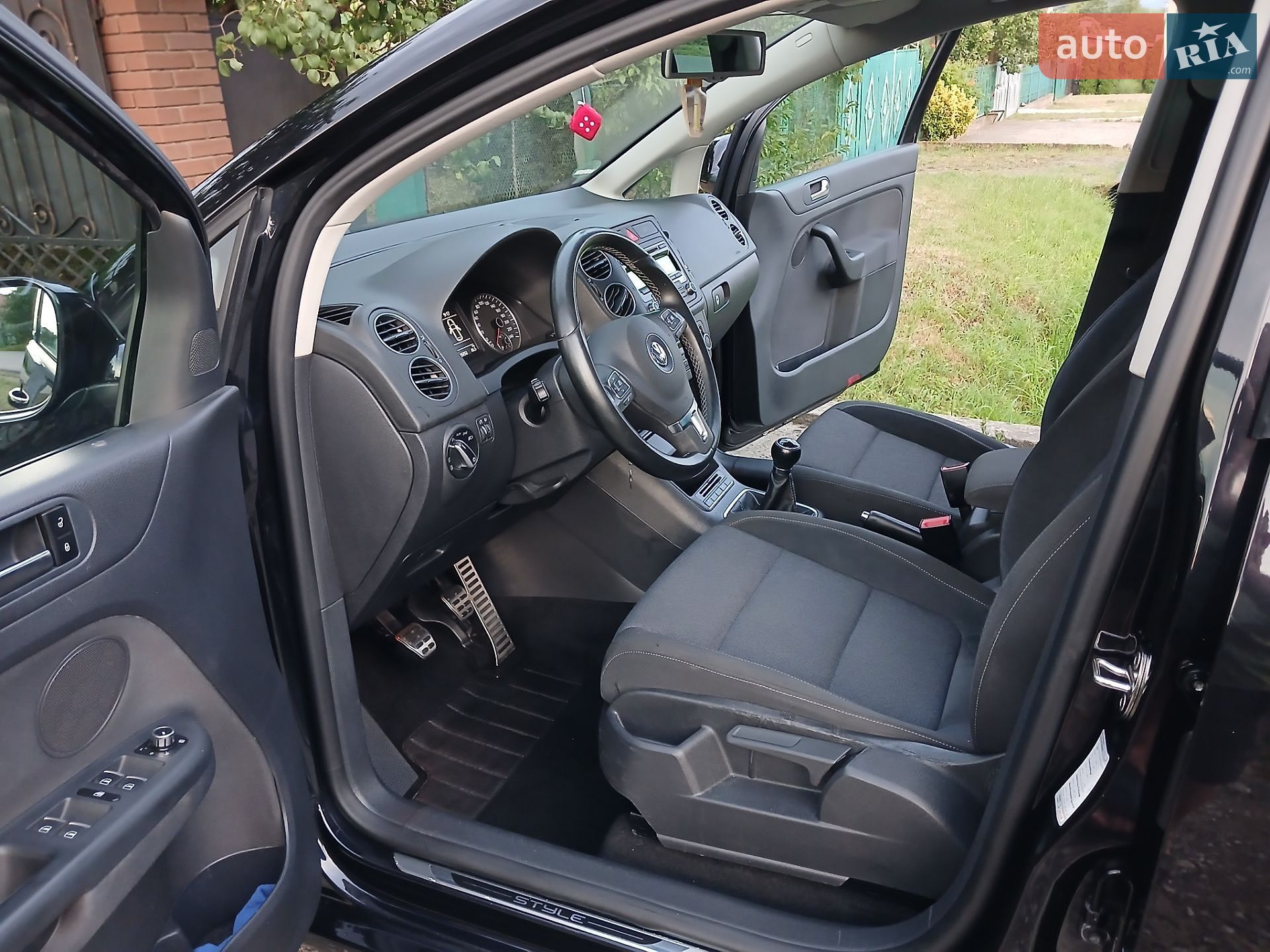 Volkswagen Golf Plus 2011 VIN WVWZZZ1KZCW521414 фото оголошення 9 з 33
