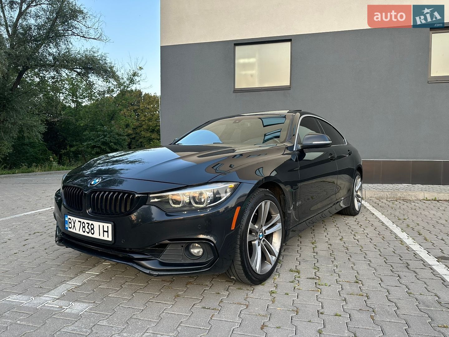 BMW 4 Series Gran Coupe 2017 VIN WBA4J3C53JBG96236 фото оголошення 3 з 11