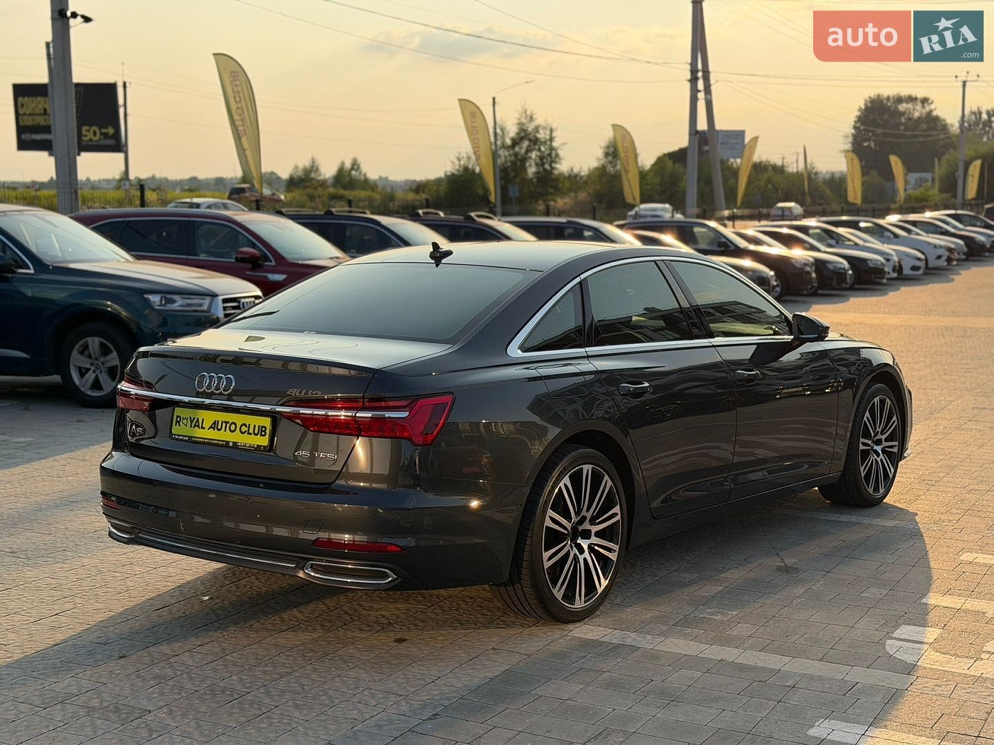 Audi A6 2022 VIN WAUZZZF24NN054449 фото оголошення 5 з 30