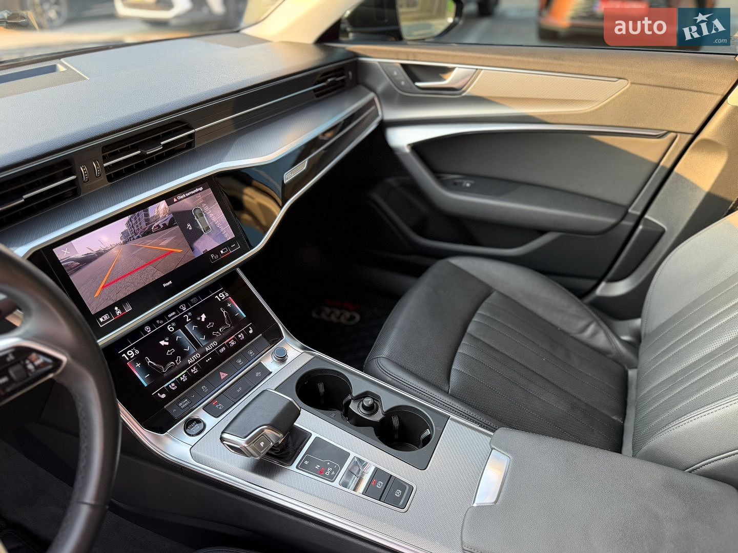 Audi A6 2022 VIN WAUZZZF24NN054449 фото оголошення 16 з 30