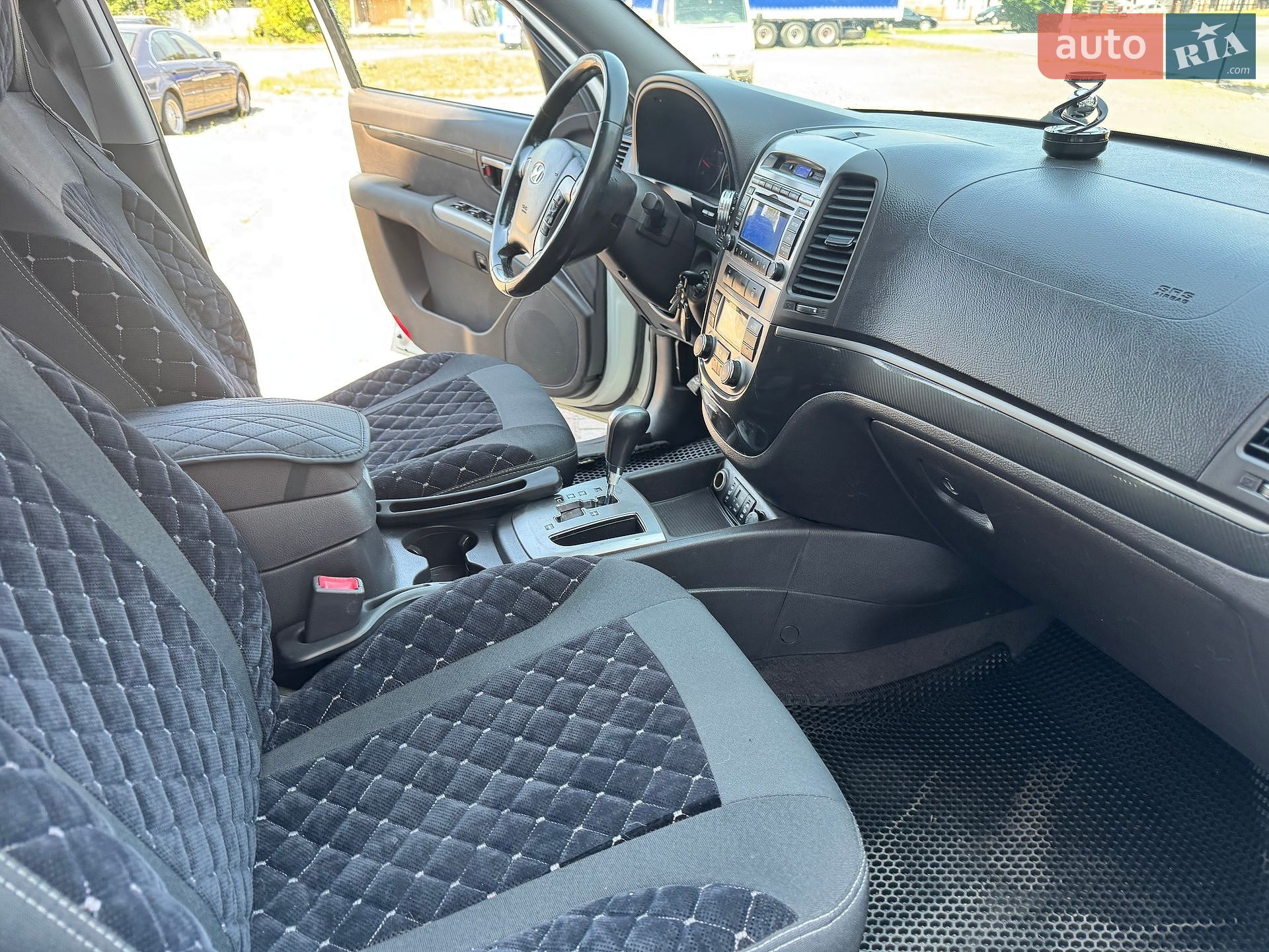 Hyundai Santa FE 2009 VIN KMHSH81XDAU546378 фото оголошення 54 з 59