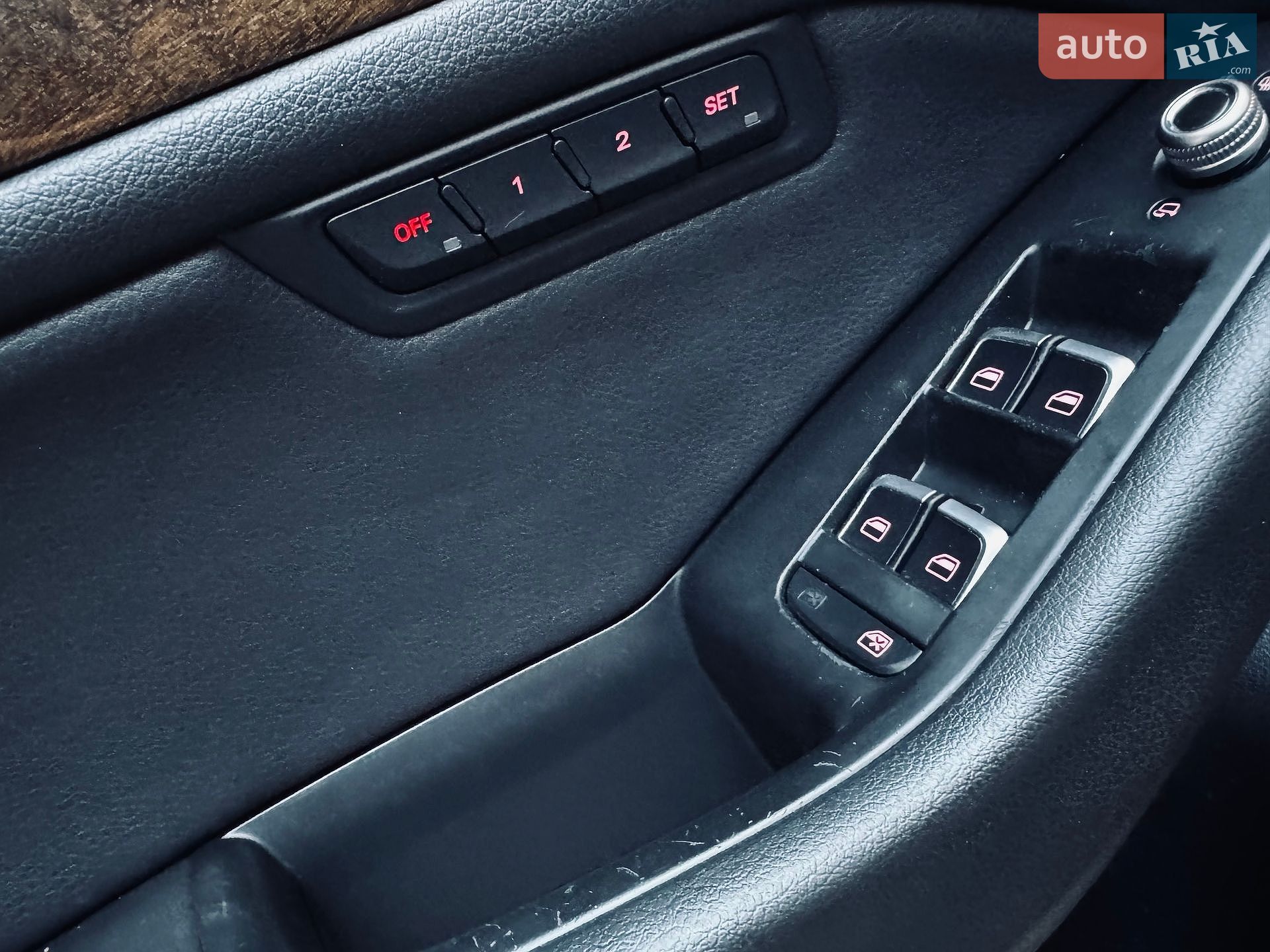 Audi Q5 2013 VIN WA1LFAFP3DA050066 фото оголошення 6 з 85