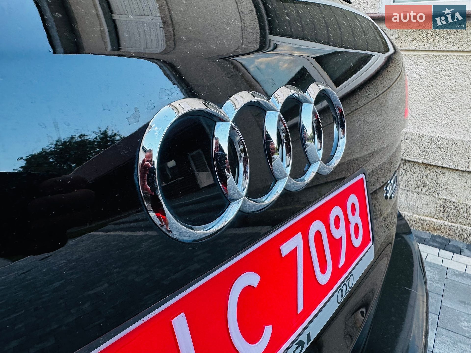 Audi Q5 2013 VIN WA1LFAFP3DA050066 фото оголошення 12 з 85