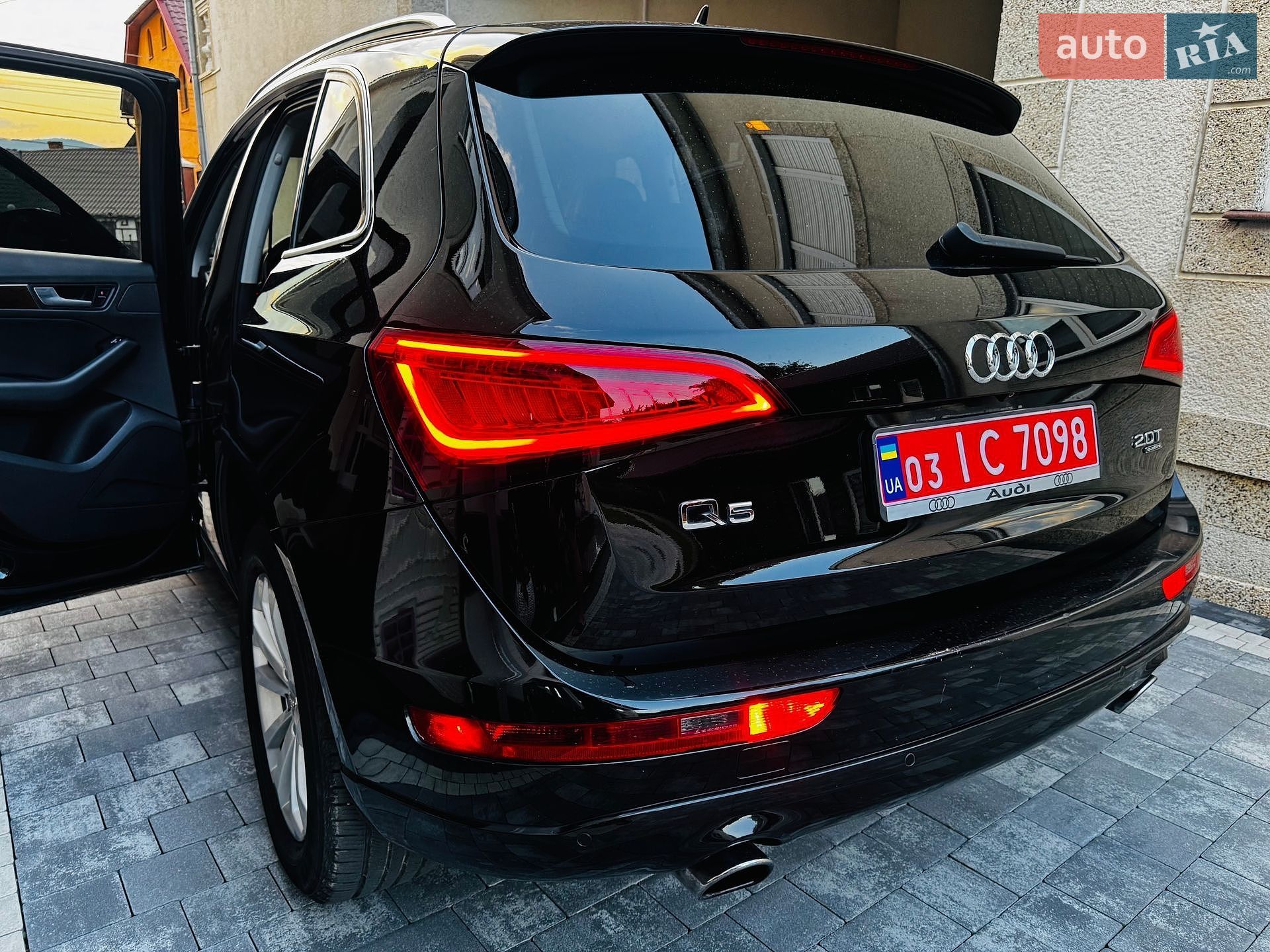 Audi Q5 2013 VIN WA1LFAFP3DA050066 фото оголошення 15 з 85