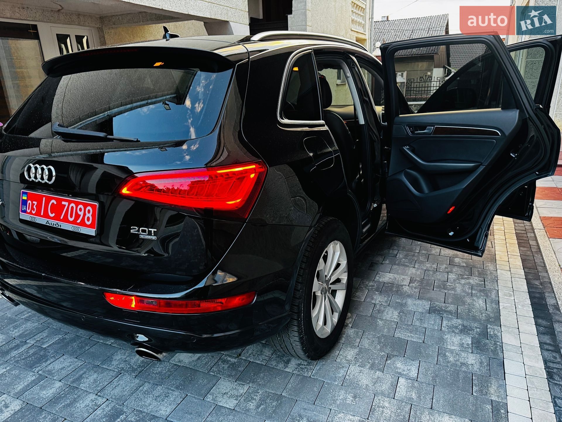 Audi Q5 2013 VIN WA1LFAFP3DA050066 фото оголошення 16 з 85