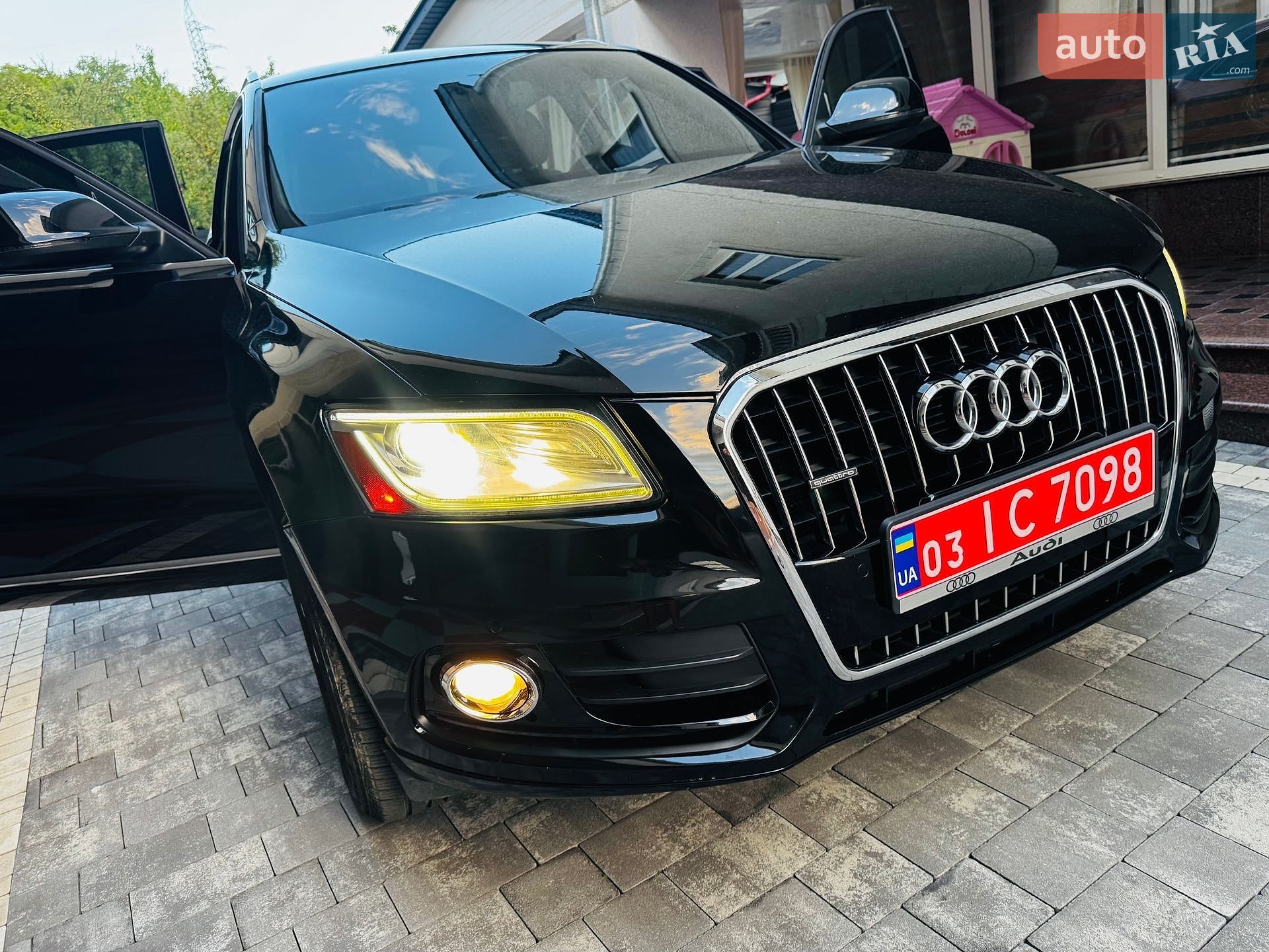 Audi Q5 2013 VIN WA1LFAFP3DA050066 фото оголошення 31 з 85