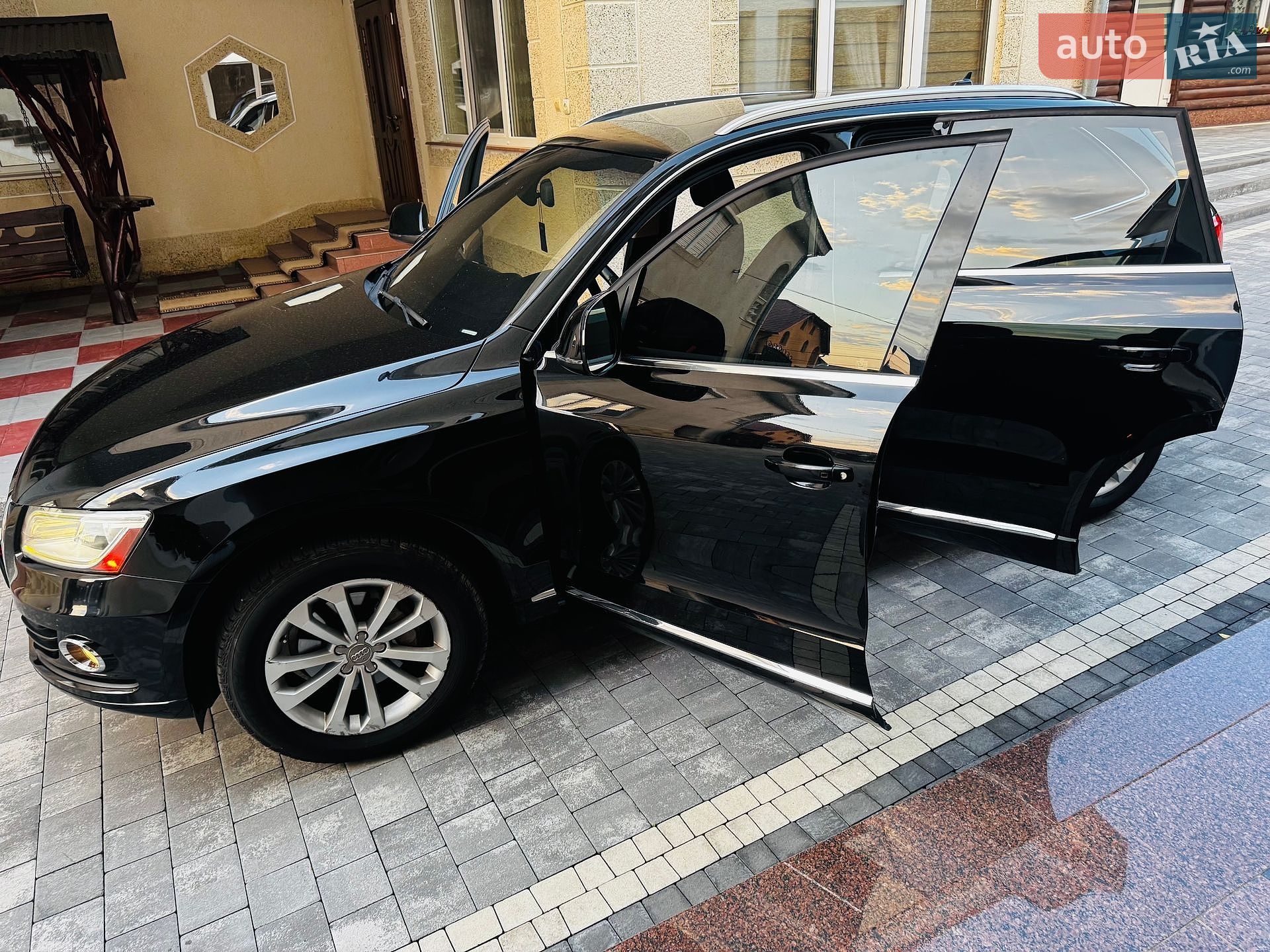 Audi Q5 2013 VIN WA1LFAFP3DA050066 фото оголошення 34 з 85