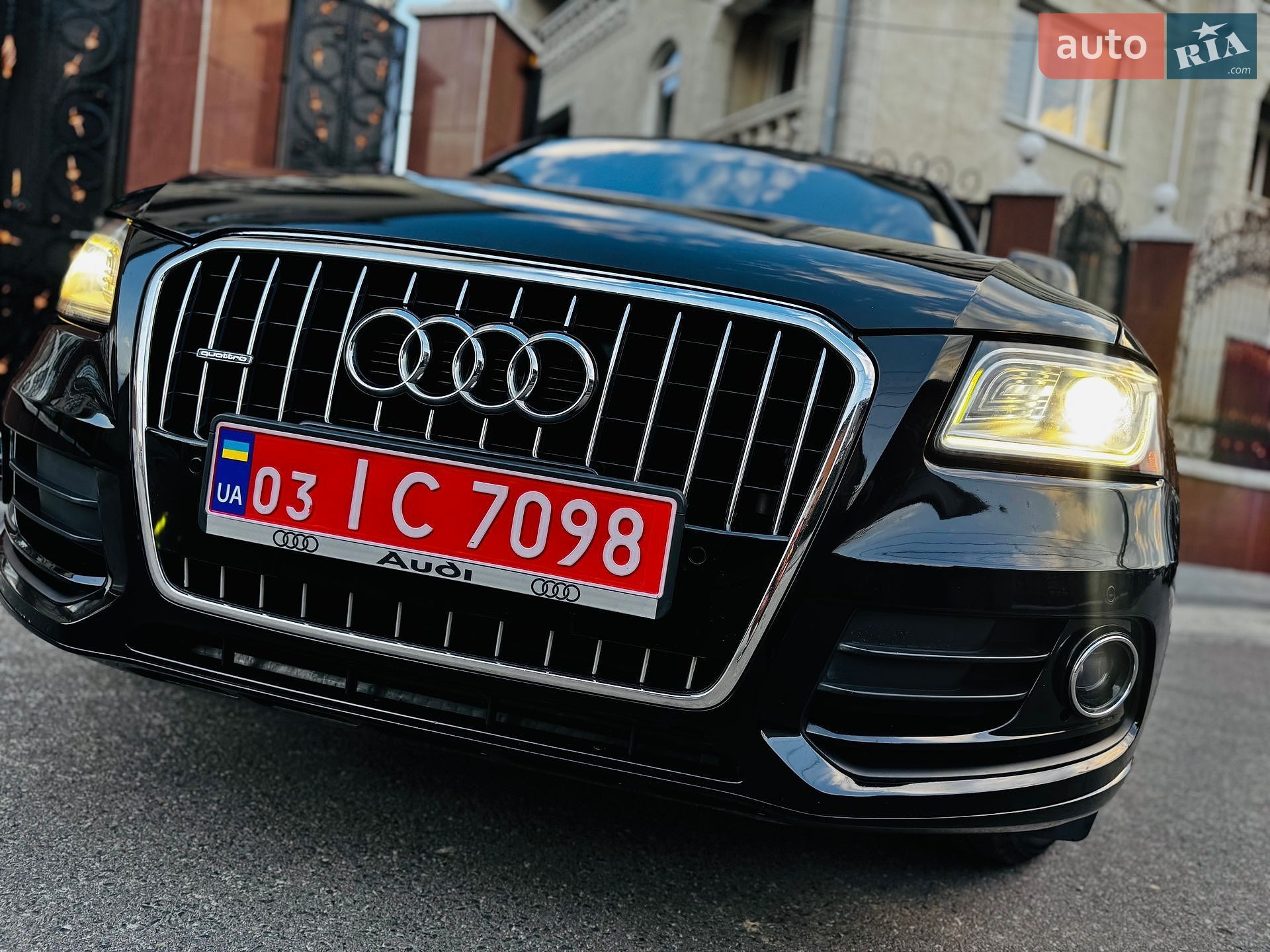 Audi Q5 2013 VIN WA1LFAFP3DA050066 фото оголошення 40 з 85