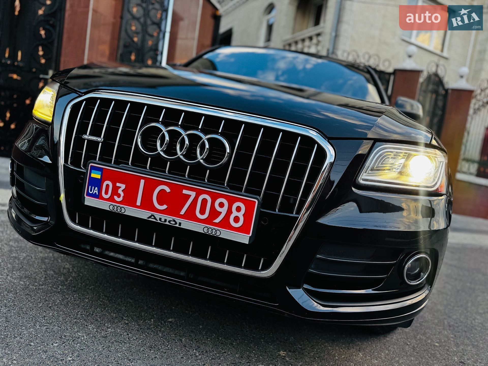 Audi Q5 2013 VIN WA1LFAFP3DA050066 фото оголошення 44 з 85