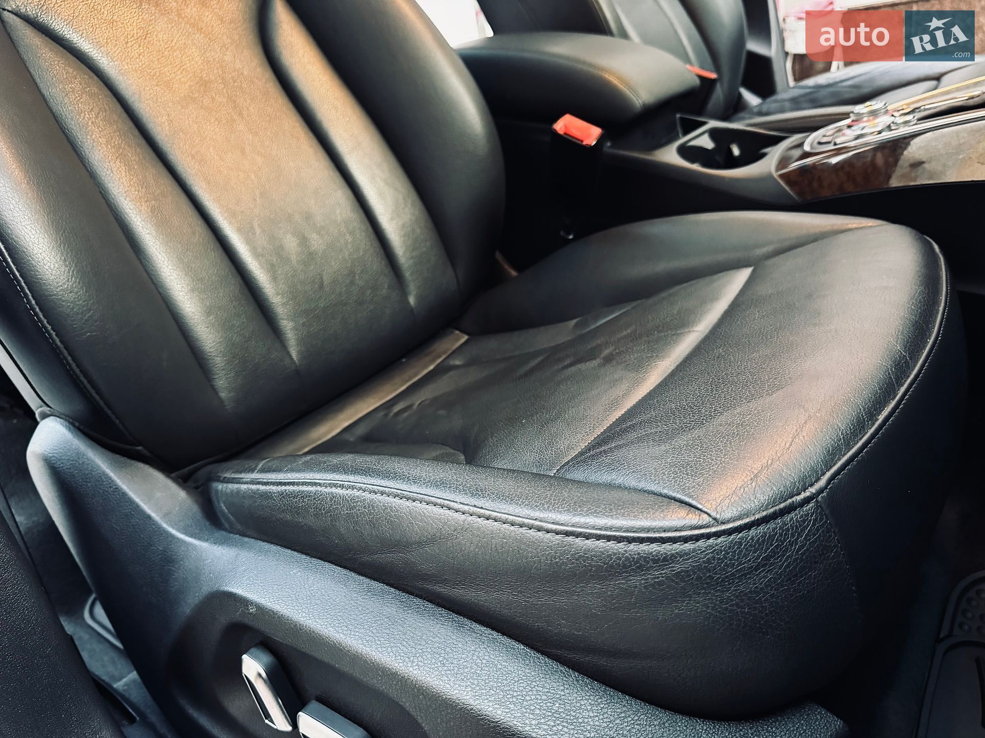 Audi Q5 2013 VIN WA1LFAFP3DA050066 фото оголошення 50 з 85