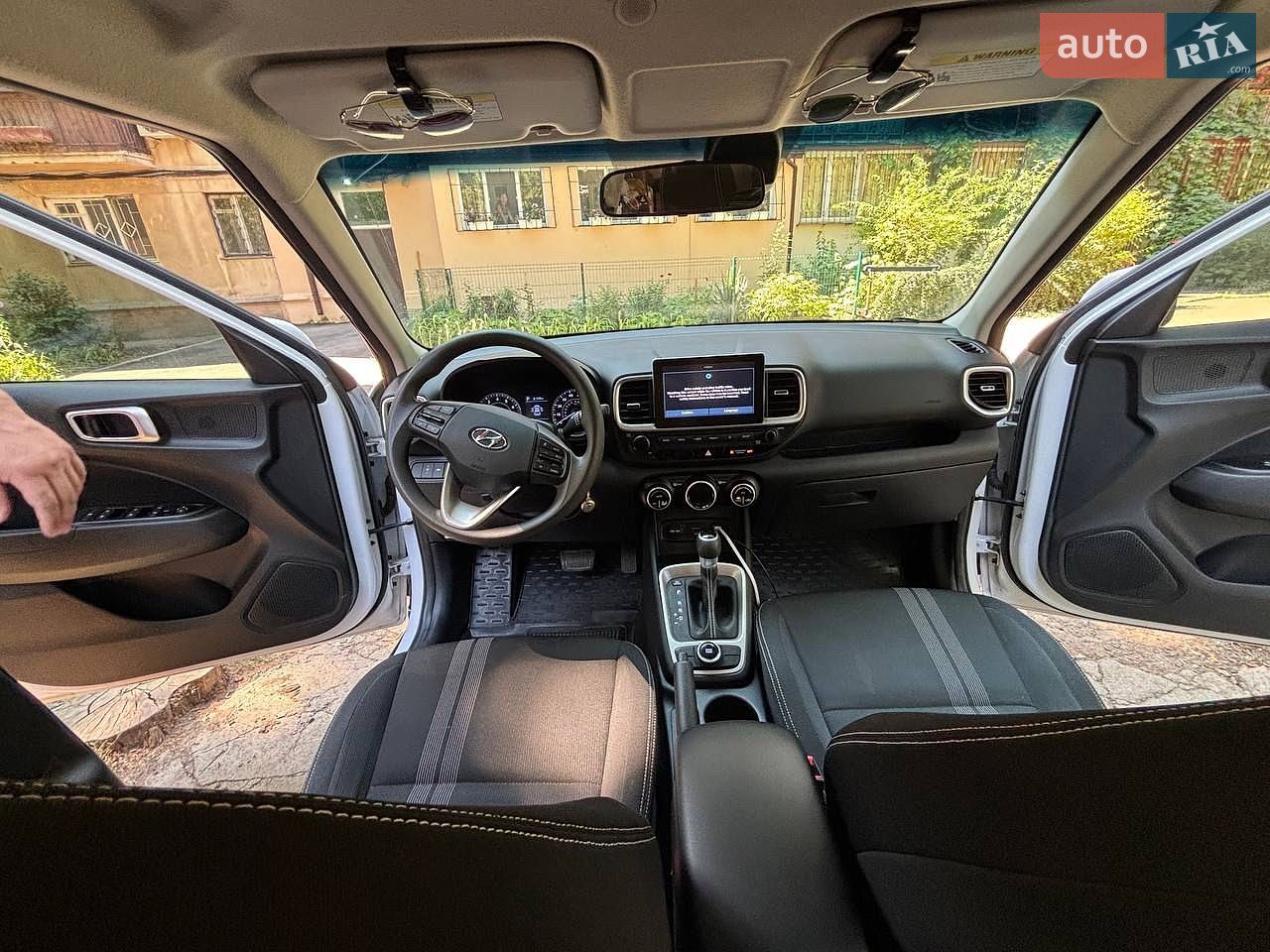 Hyundai Venue 2019 VIN KMHRC8A31LU019087 фото оголошення 10 з 21