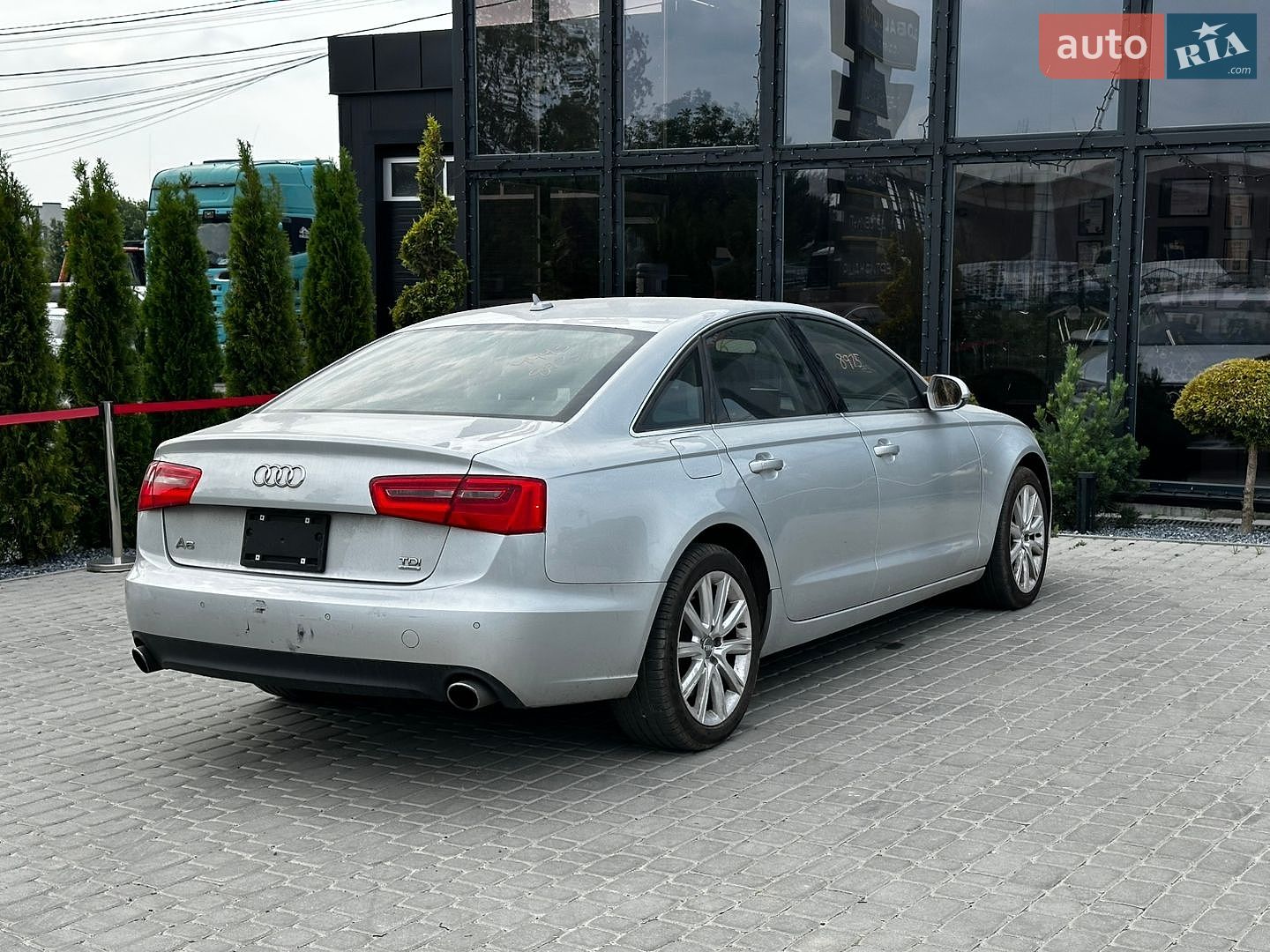 Audi A6 2013 VIN WAUFMAFC0EN012047 фото оголошення 8 з 23