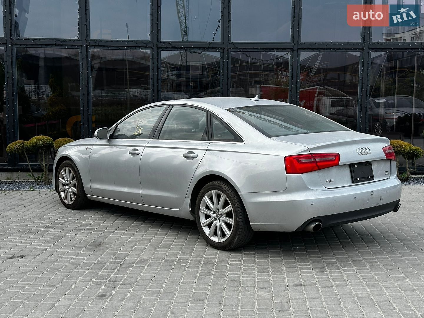 Audi A6 2013 VIN WAUFMAFC0EN012047 фото оголошення 11 з 23