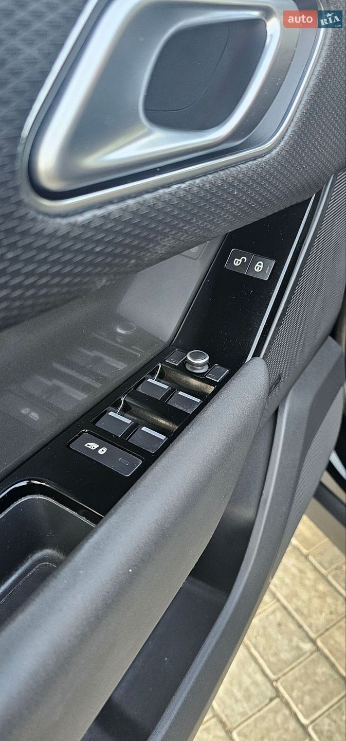 Land Rover Range Rover Velar 2018 VIN SALYA2EXXKA217305 фото оголошення 24 з 30