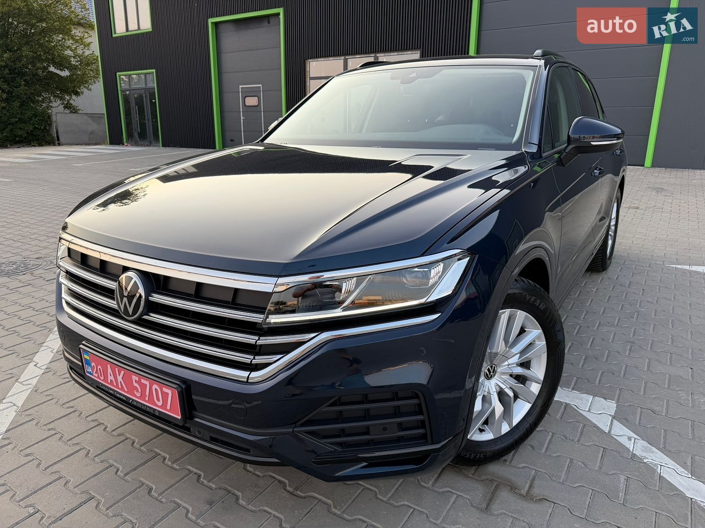 Volkswagen Touareg 2025 VIN WVGZZZCR1SD008336 фото оголошення 4 з 34