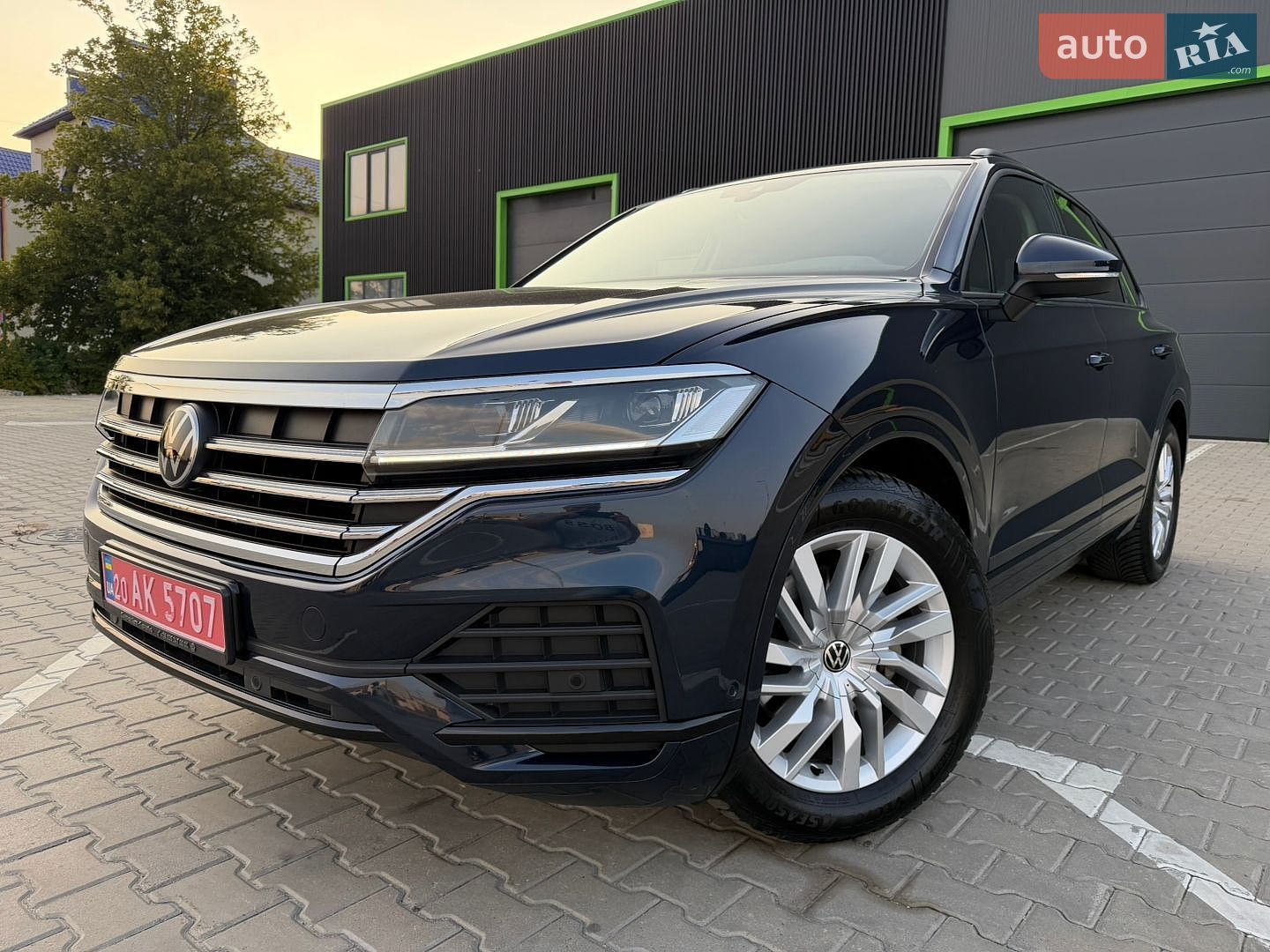 Volkswagen Touareg 2025 VIN WVGZZZCR1SD008336 фото оголошення 5 з 34