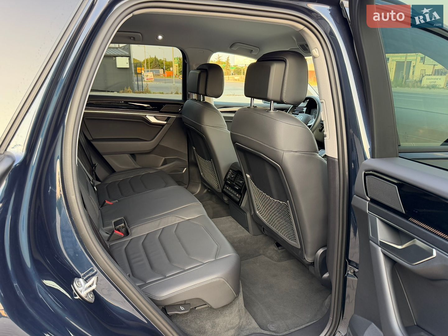 Volkswagen Touareg 2025 VIN WVGZZZCR1SD008336 фото оголошення 28 з 34