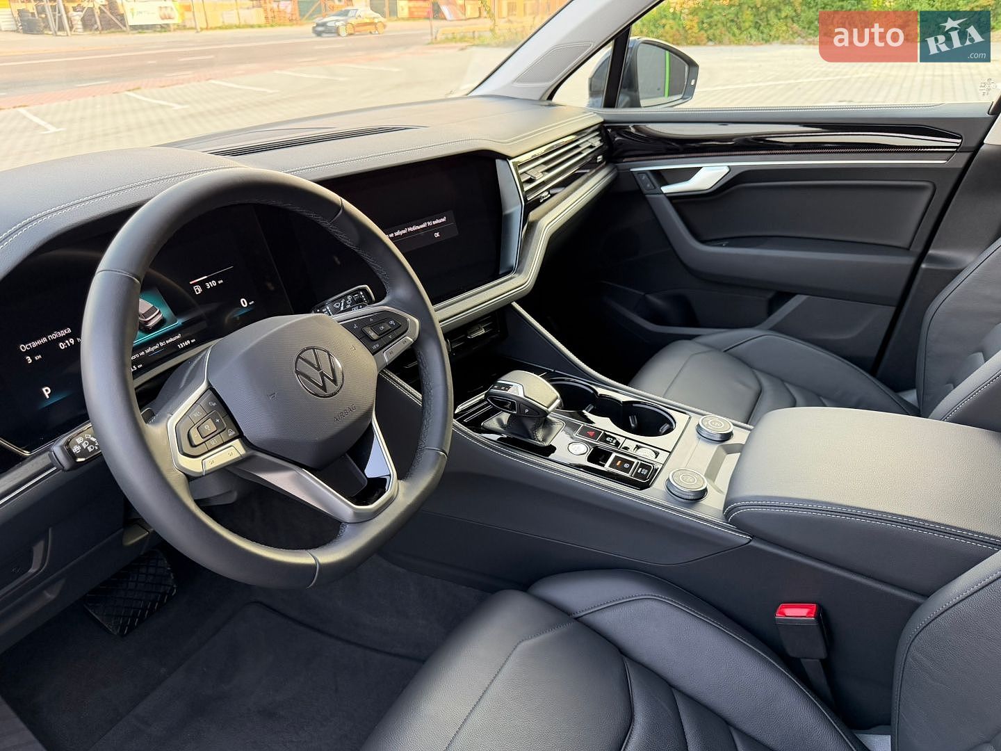Volkswagen Touareg 2025 VIN WVGZZZCR1SD008336 фото оголошення 31 з 34