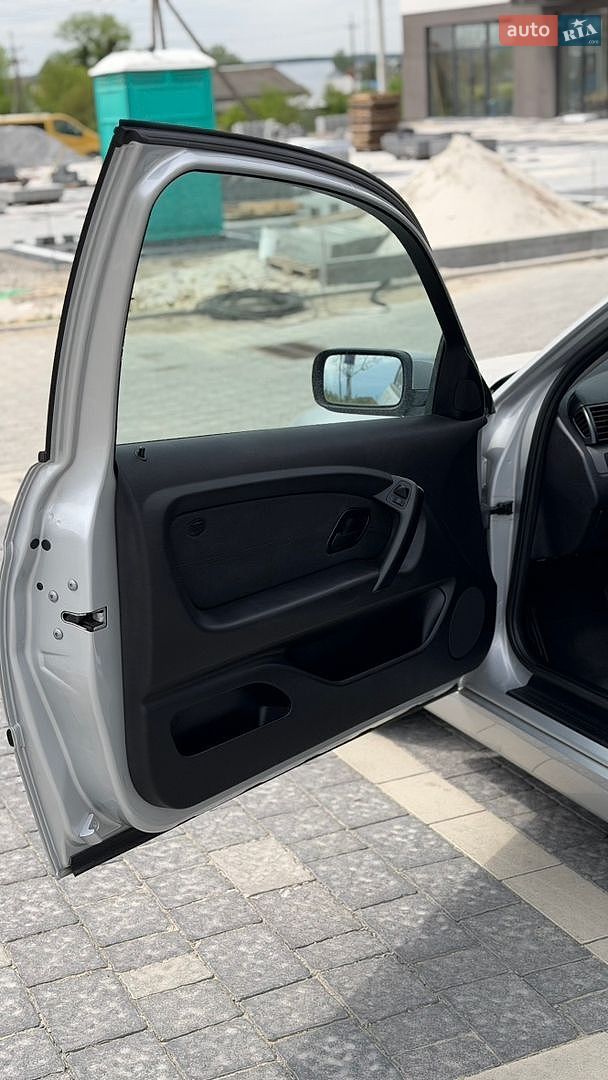 BMW 3 Series Compact 2002 VIN WBAAT510X0FT58255 фото оголошення 11 з 28