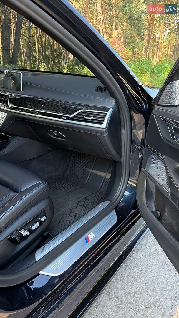 BMW 7 Series 2019 VIN WBA7T2C09LCD64580 фото оголошення 14 з 26