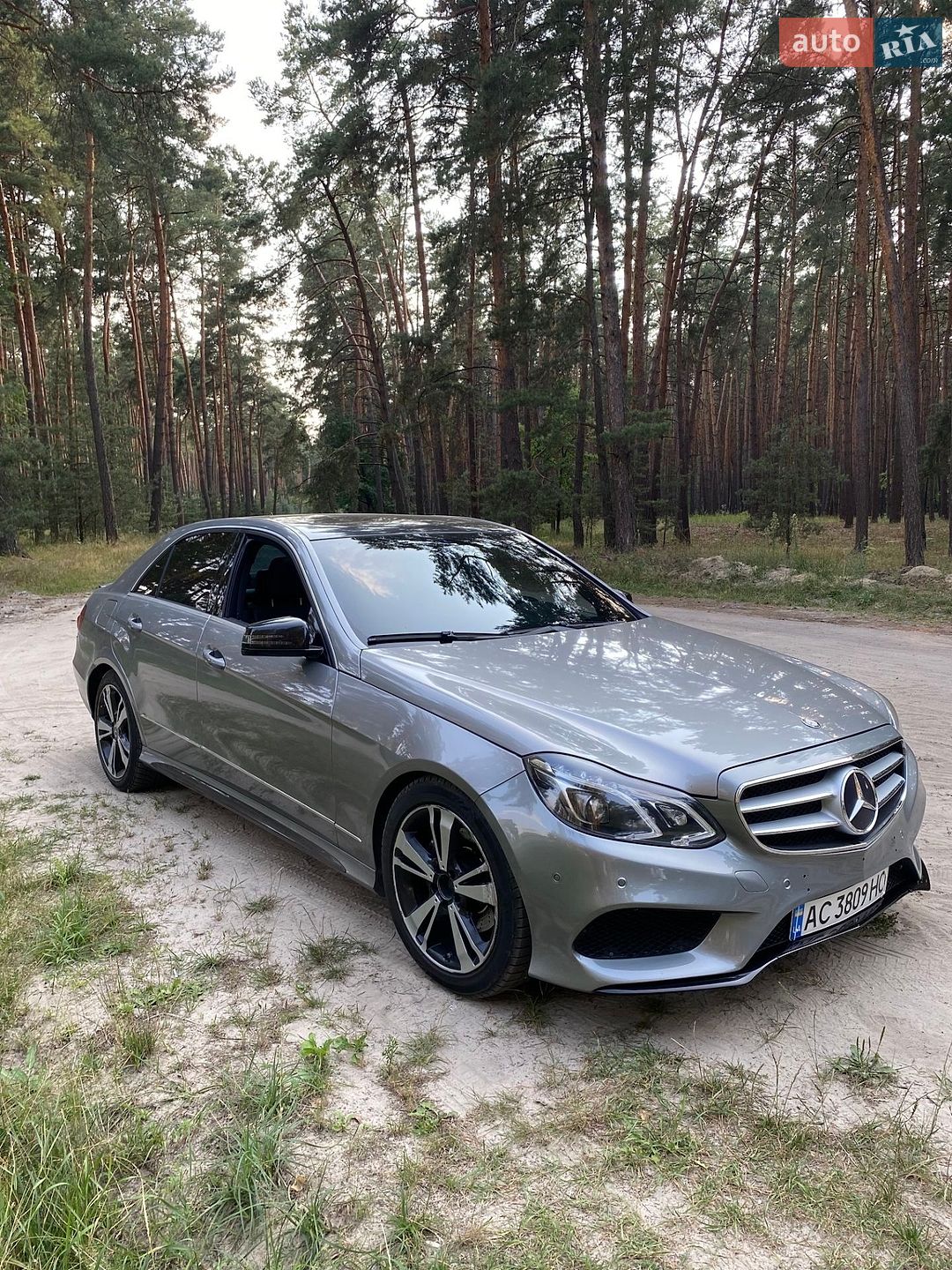 Mercedes-Benz E-Class 2011 VIN WDDHF5KB3CA570687 фото оголошення 4 з 13
