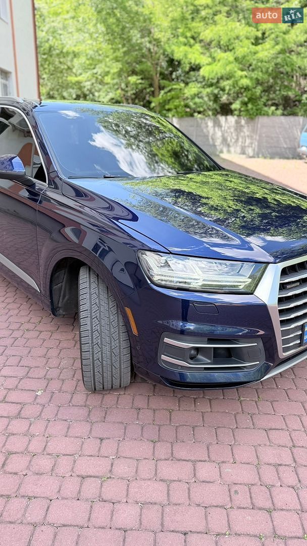 Audi Q7 2019 VIN WA1LAAF7XKD034120 фото оголошення 4 з 43