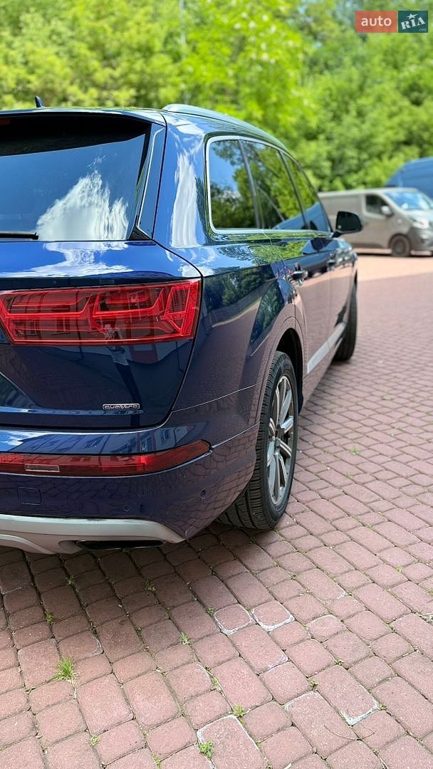 Audi Q7 2019 VIN WA1LAAF7XKD034120 фото оголошення 15 з 43