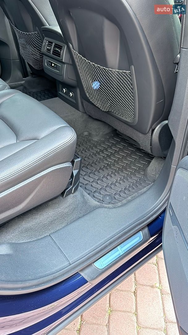 Audi Q7 2019 VIN WA1LAAF7XKD034120 фото оголошення 33 з 43