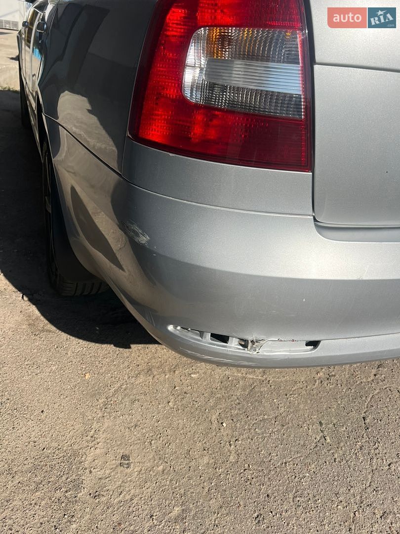 Skoda Octavia 2011 VIN TMBCA41Z8CB150610 фото оголошення 3 з 7