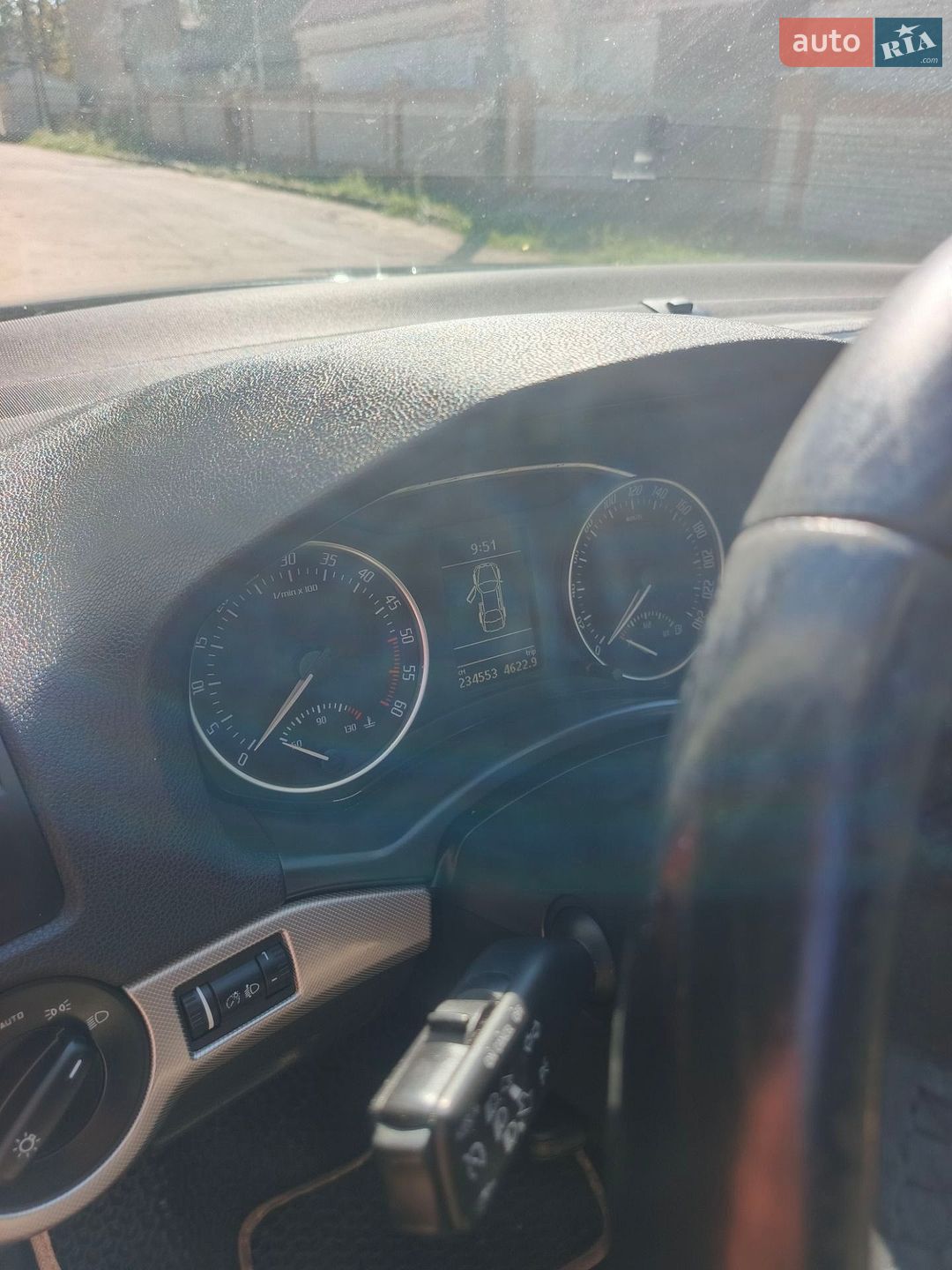 Skoda Octavia 2011 VIN TMBGT61ZXC2126493 фото оголошення 8 з 20